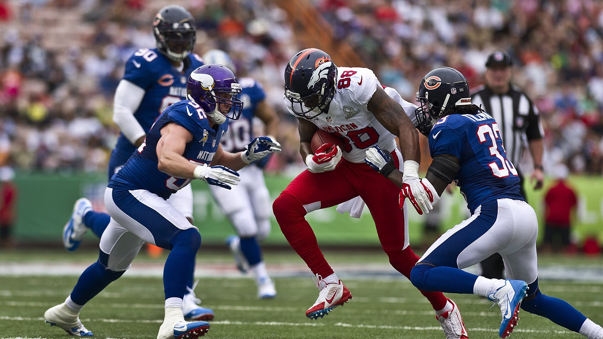 《王者荣耀》跨界合作“未来科幻”皮肤热卖，粉丝狂欢